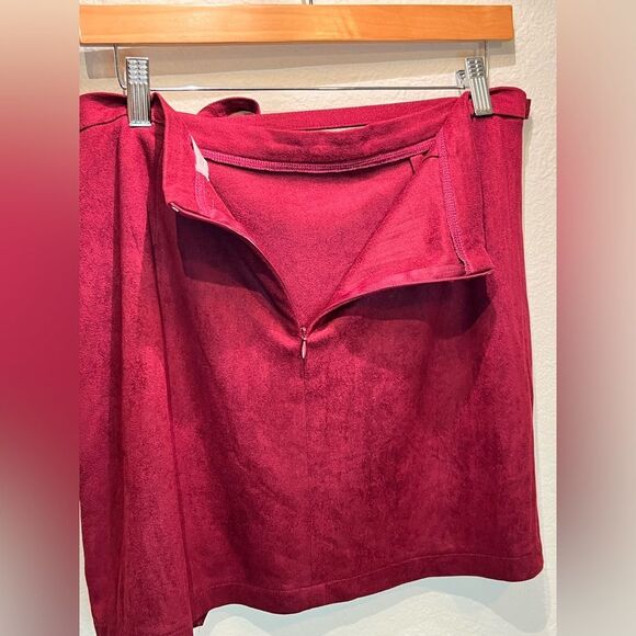 Living doll faux wrap mini skirt 🔥 burgundy red 🔥 large - Picture 5 of 5